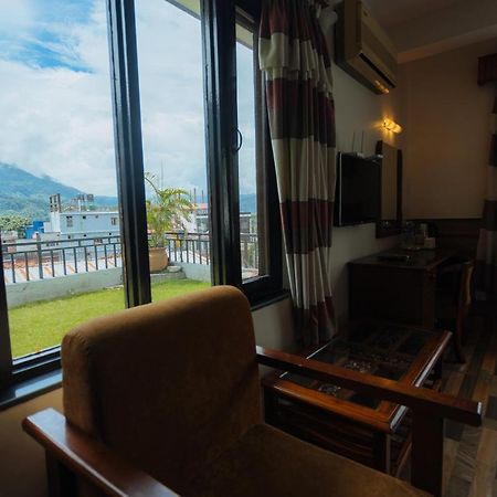 Hotel Tulsi Pokhara Bagian luar foto