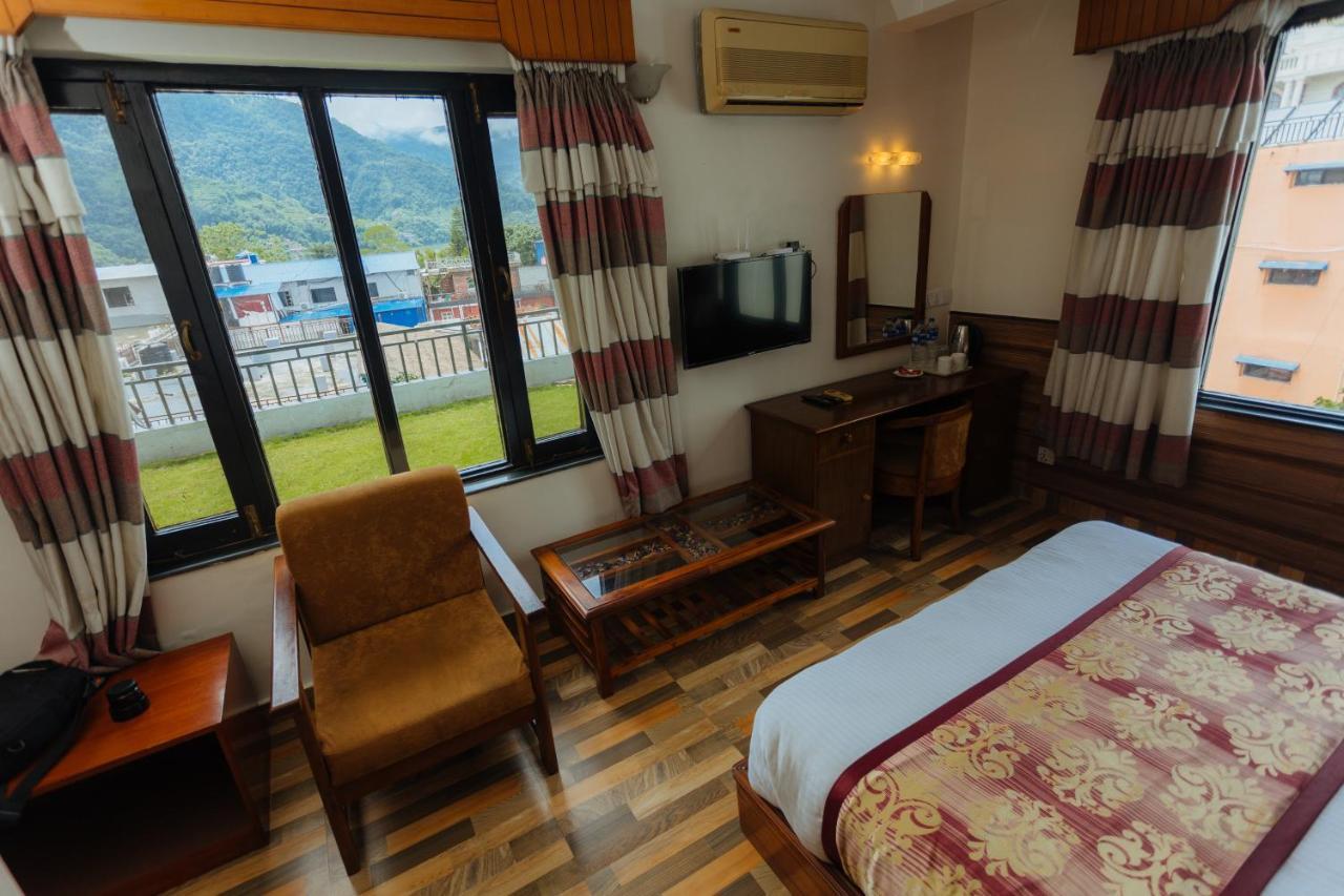 Hotel Tulsi Pokhara Bagian luar foto