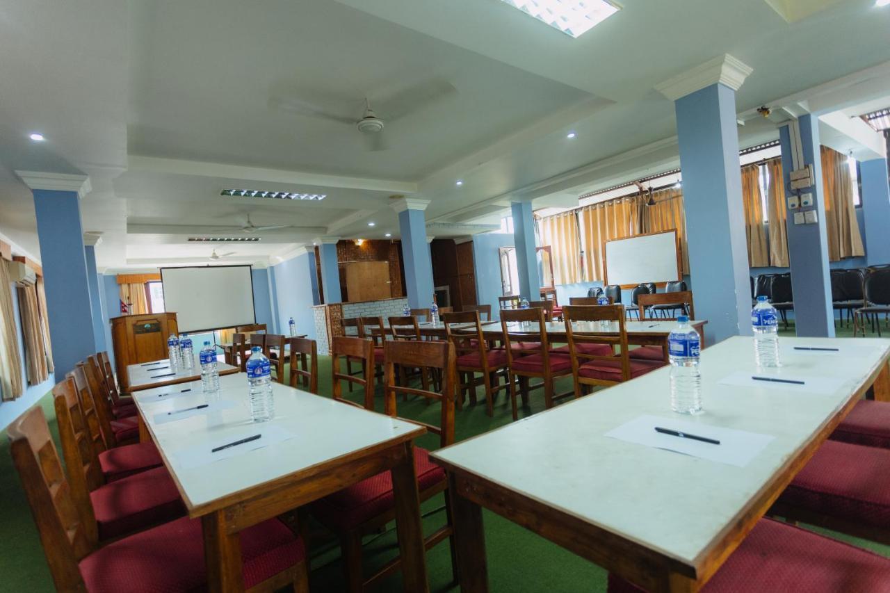 Hotel Tulsi Pokhara Bagian luar foto